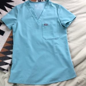 Figs One Pocket Scrub Top- Sea Foam Color